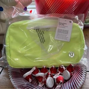 Lululemon Everywhere Belt Bag Faded Zap NWT
